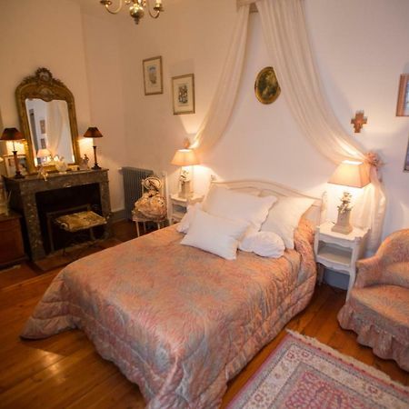Le Grand Echiquier Hotel Coutras Luaran gambar