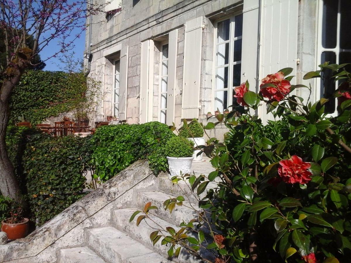 Le Grand Echiquier Hotel Coutras Luaran gambar
